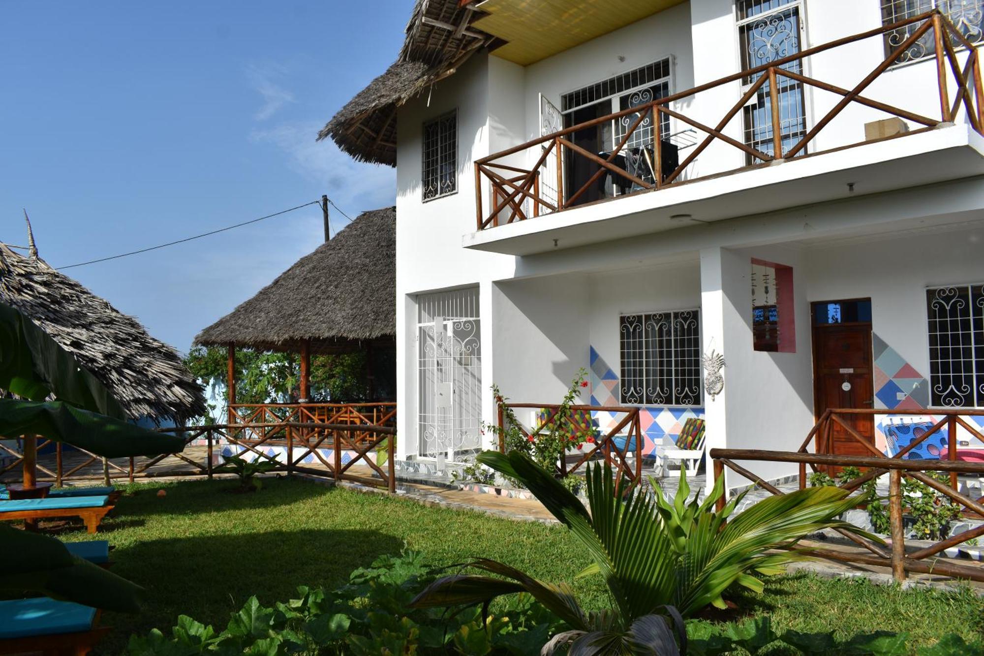 Pineapple House Bed & Breakfast Nungwi Dış mekan fotoğraf